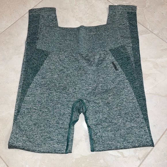 Gymshark Leggings In Turquoise Army Green - Picture 3 of 3